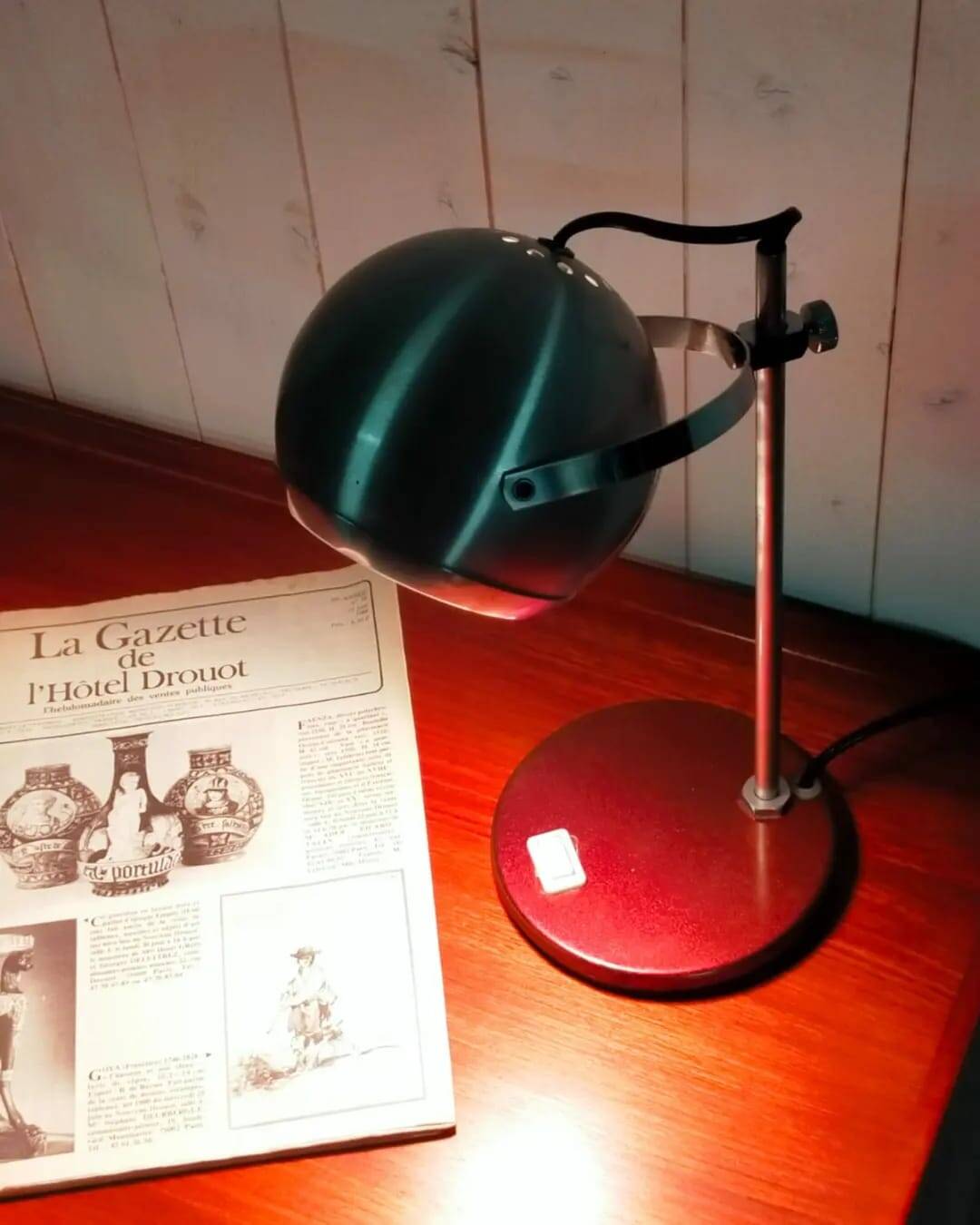 Eyeball lamp