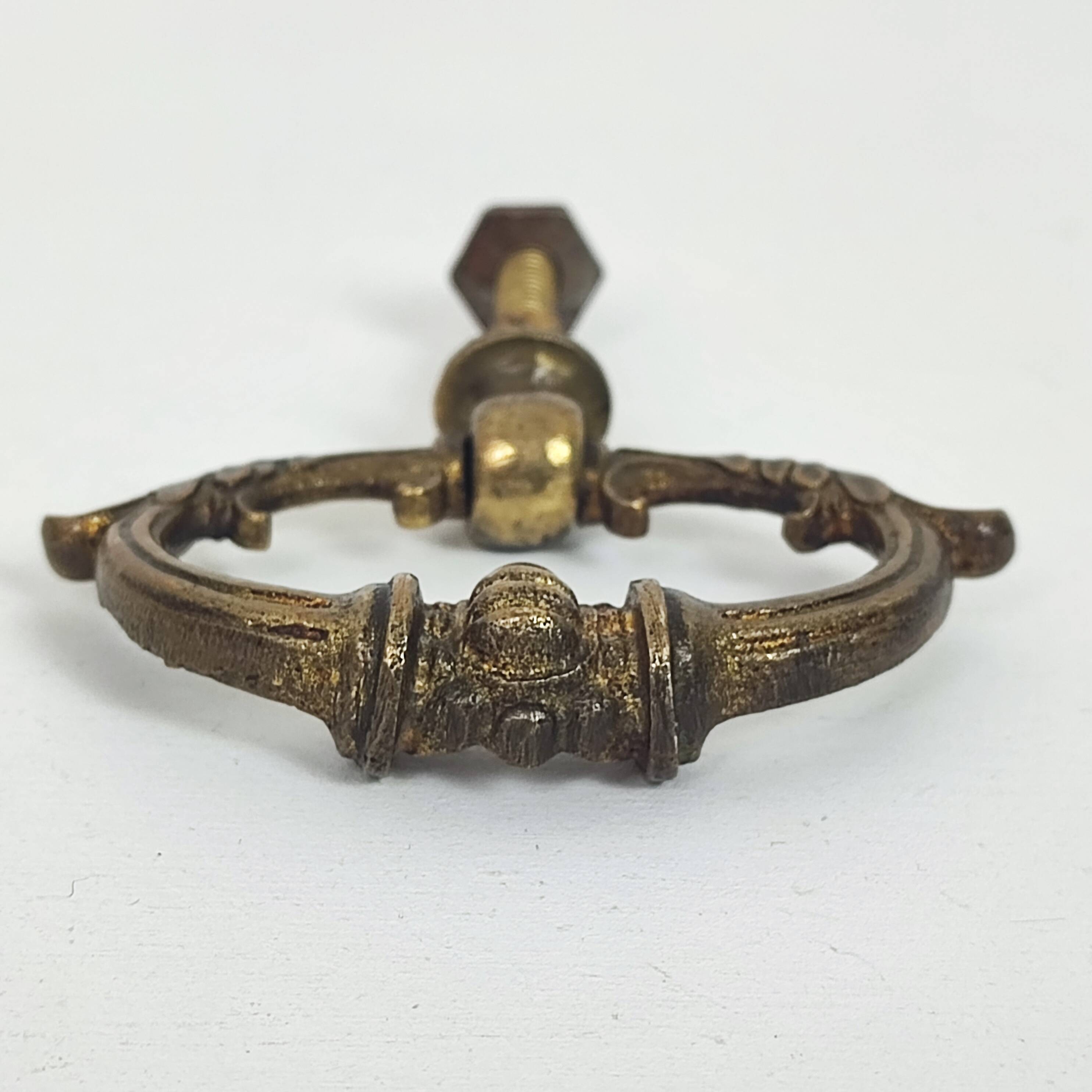 Poignées de meuble en bronze