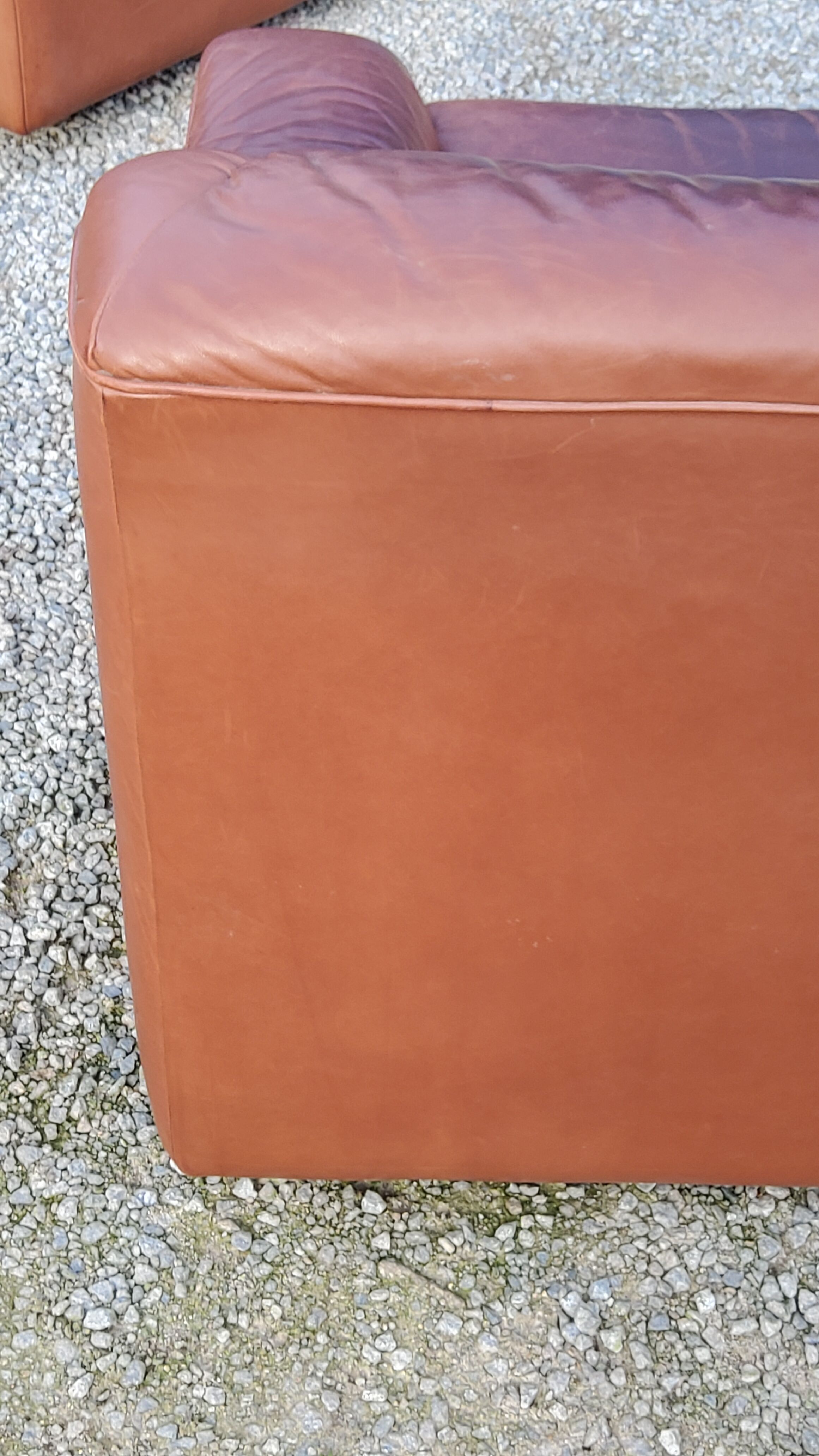 Pair of armchairs and De Sede sofa in cognac leather from the 70s/80s