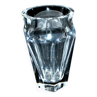 Vase baccarat nelly in crystal cut with flat ribs harcourt 12.5cm