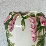 Slip vase.
