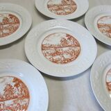 6 vintage white Augusty porcelain dinner plates in very good condition