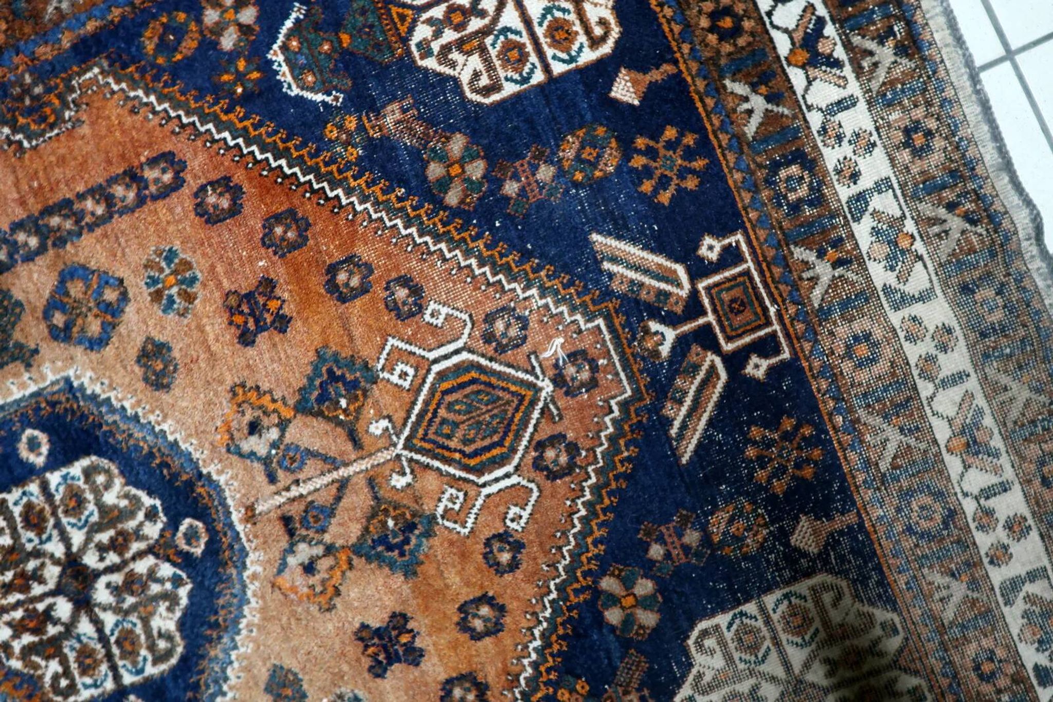Antique Shiraz Gashkai handmade rug 155 x 207 cm 1920s