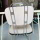 2 chaises formica - pieds Eiffel
