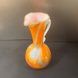 Marbled orange and white glass vase with applied handle – Art Deco