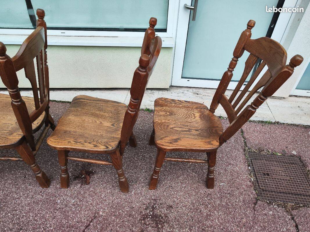 Set of 4 solid wood chairs