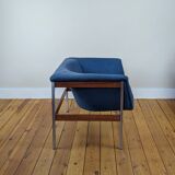 Artifort model 040 lounge chair by Geoffrey Harcourt