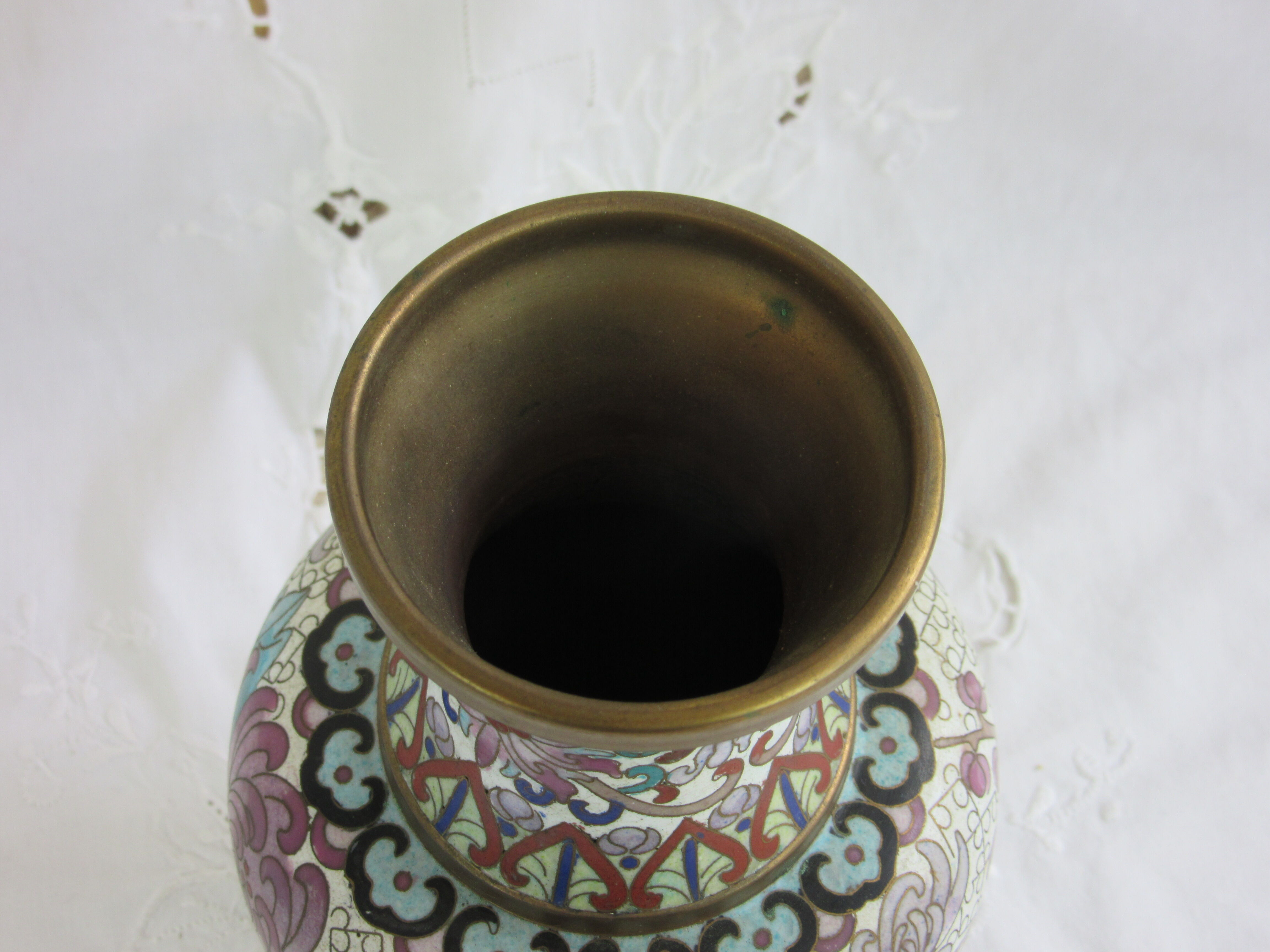 Siloed enamels vase