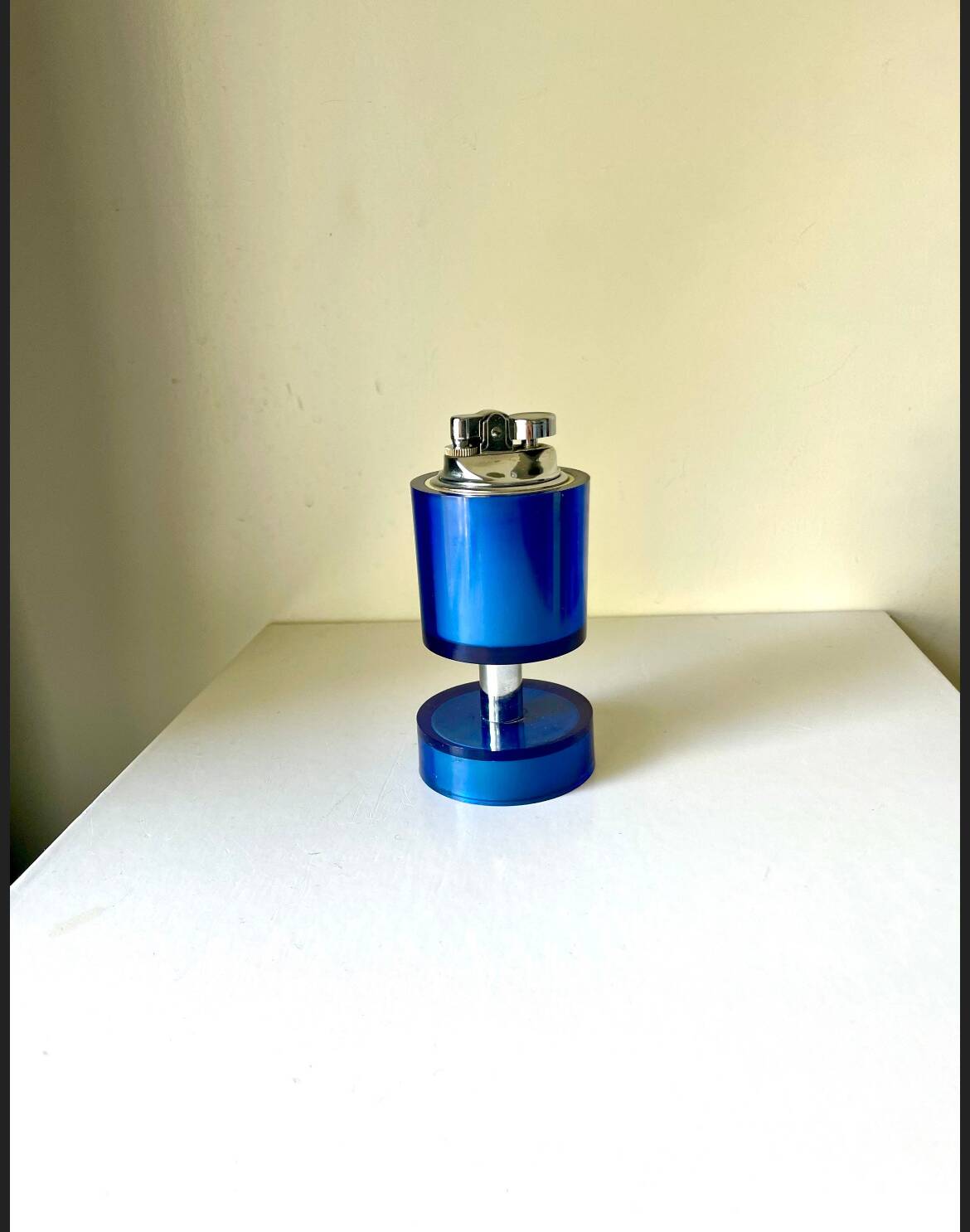 Vintage SAROME Japan Table lighter in Blue Plastic