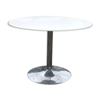 Table à manger ronde pied chromé plateau blanc