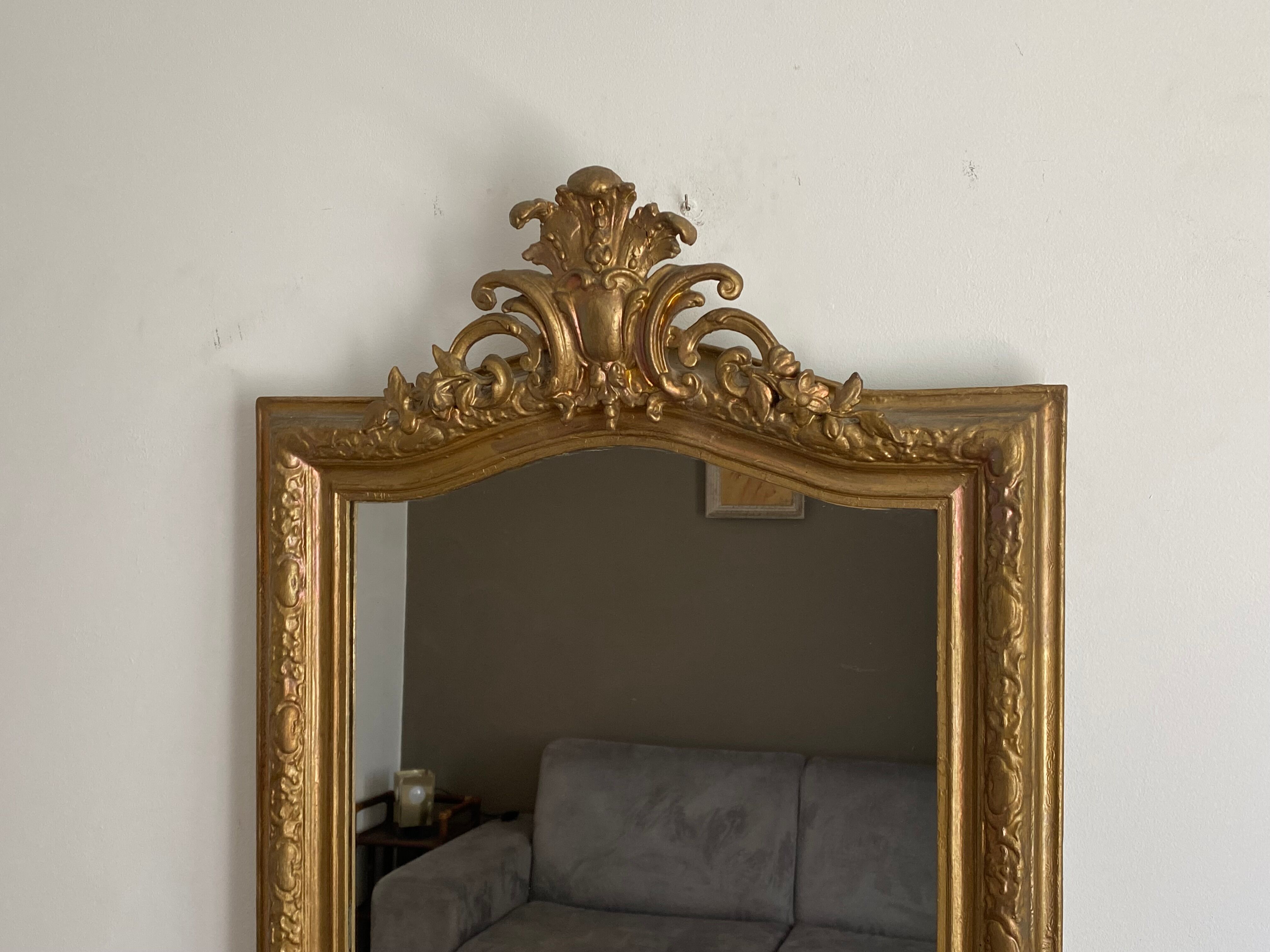 Fine 19th century golden mirror with decorated pediment 110x75