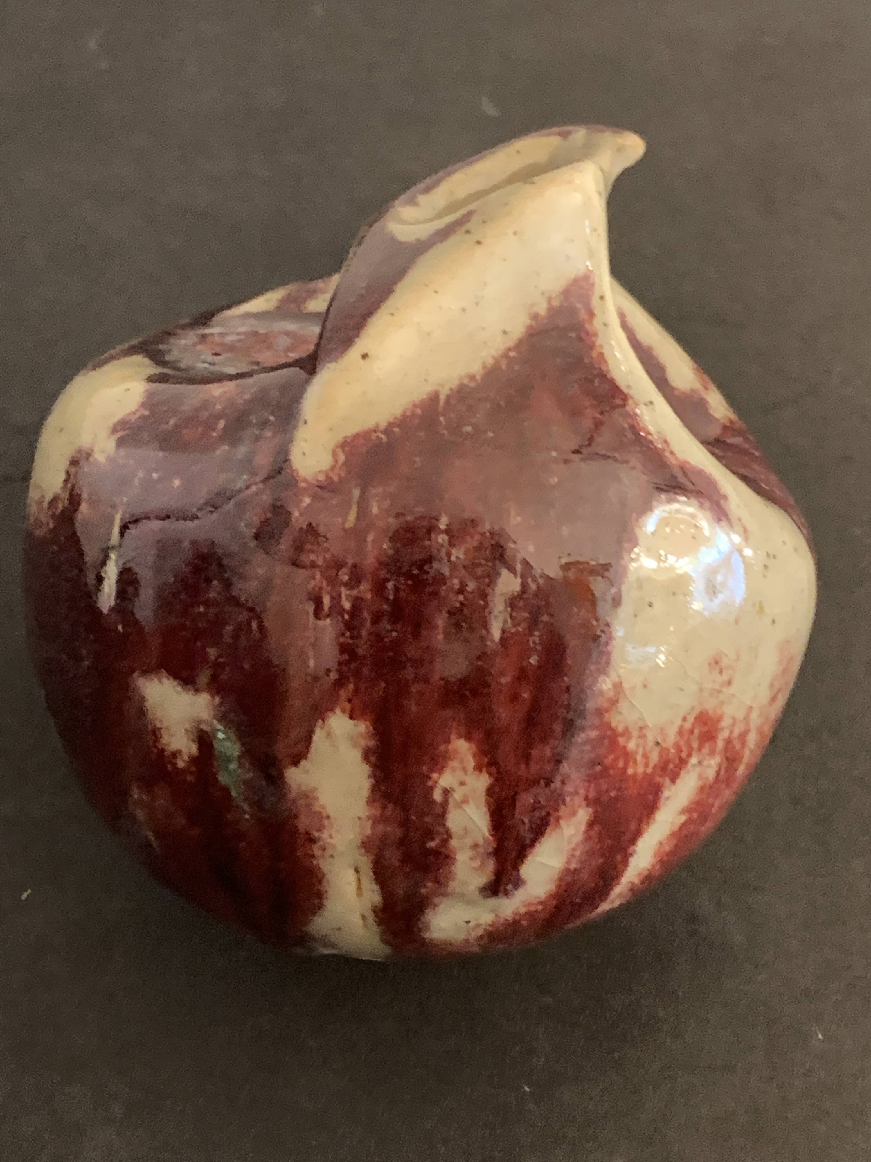 Vase soliflore français Lucette Pillet en grès rouge sang de boeuf, 1980