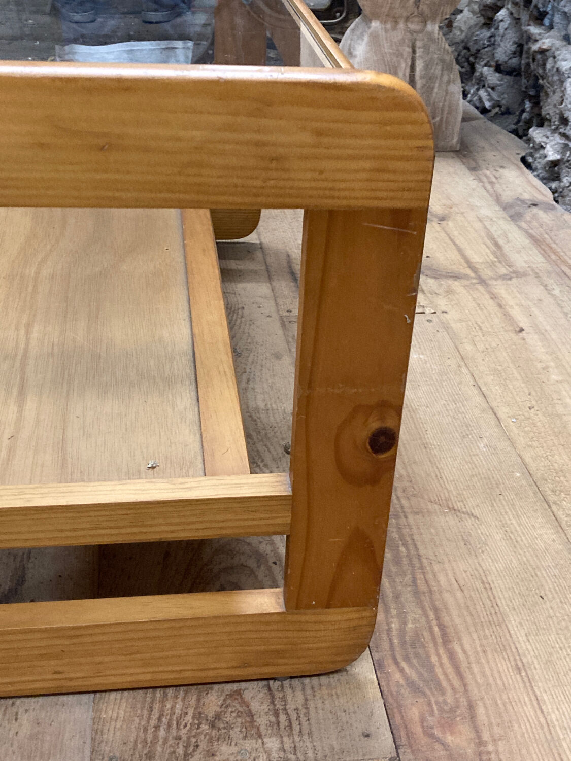 Coffee table in pine and glass Regain 1980