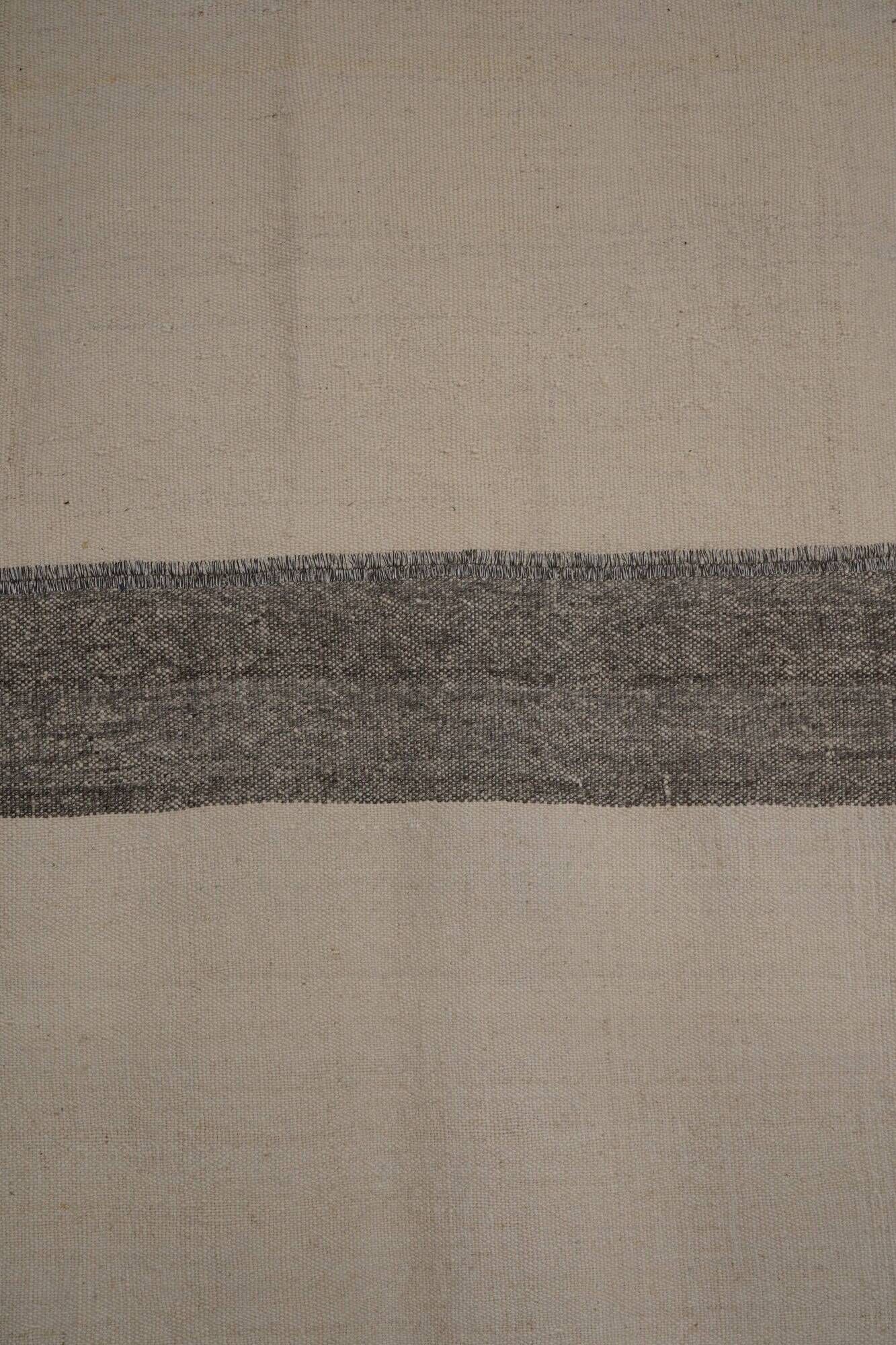 Vintage Turkish kilim, handwoven, 310x322 cm.