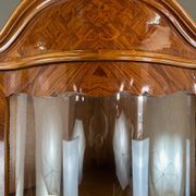 Corner display case in marquetry, 20th century