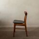 Ensemble de 6 chaises de salle à manger danoises des années 50 · Teck et Skai noir