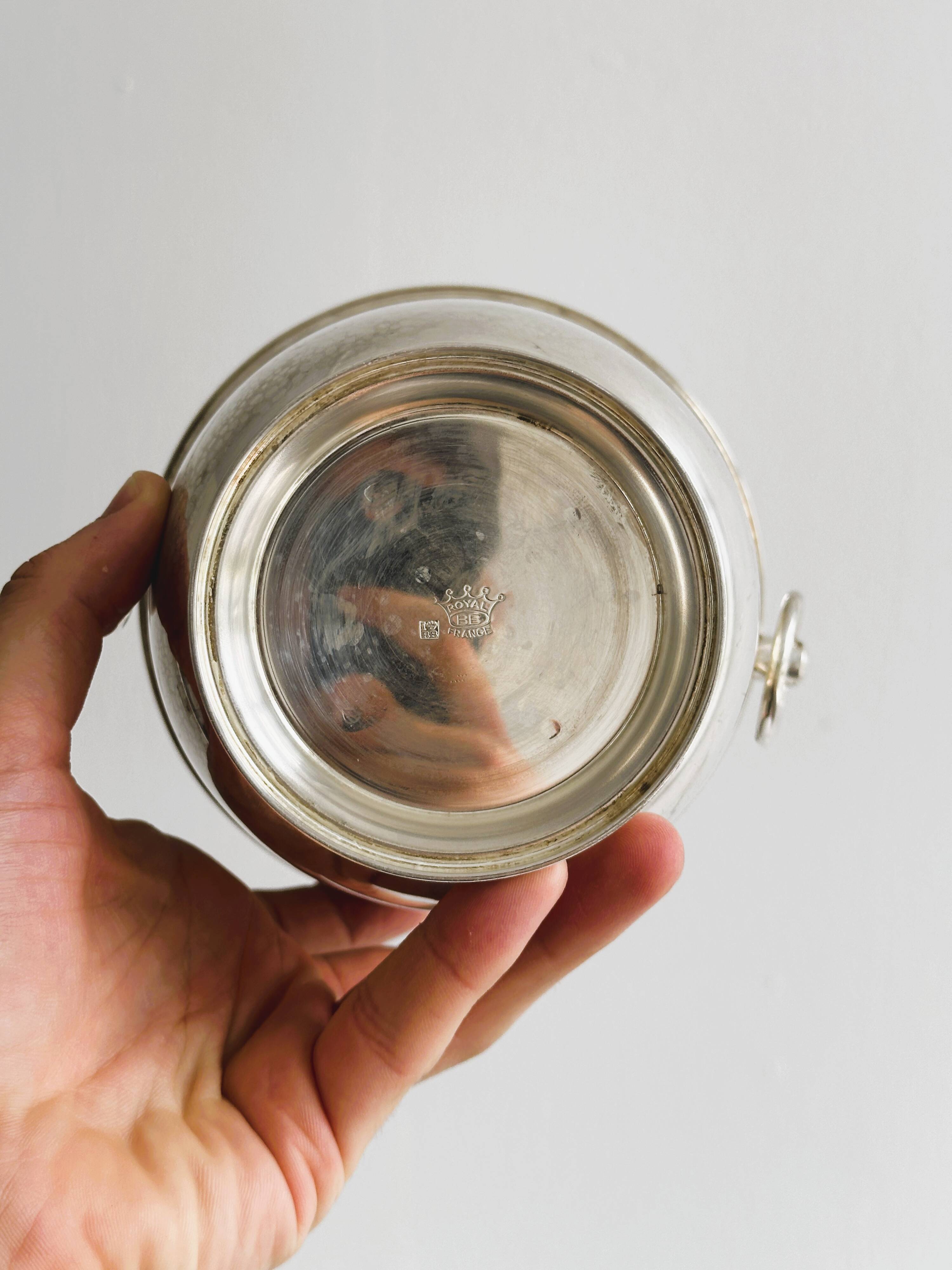 Silver metal ice bucket