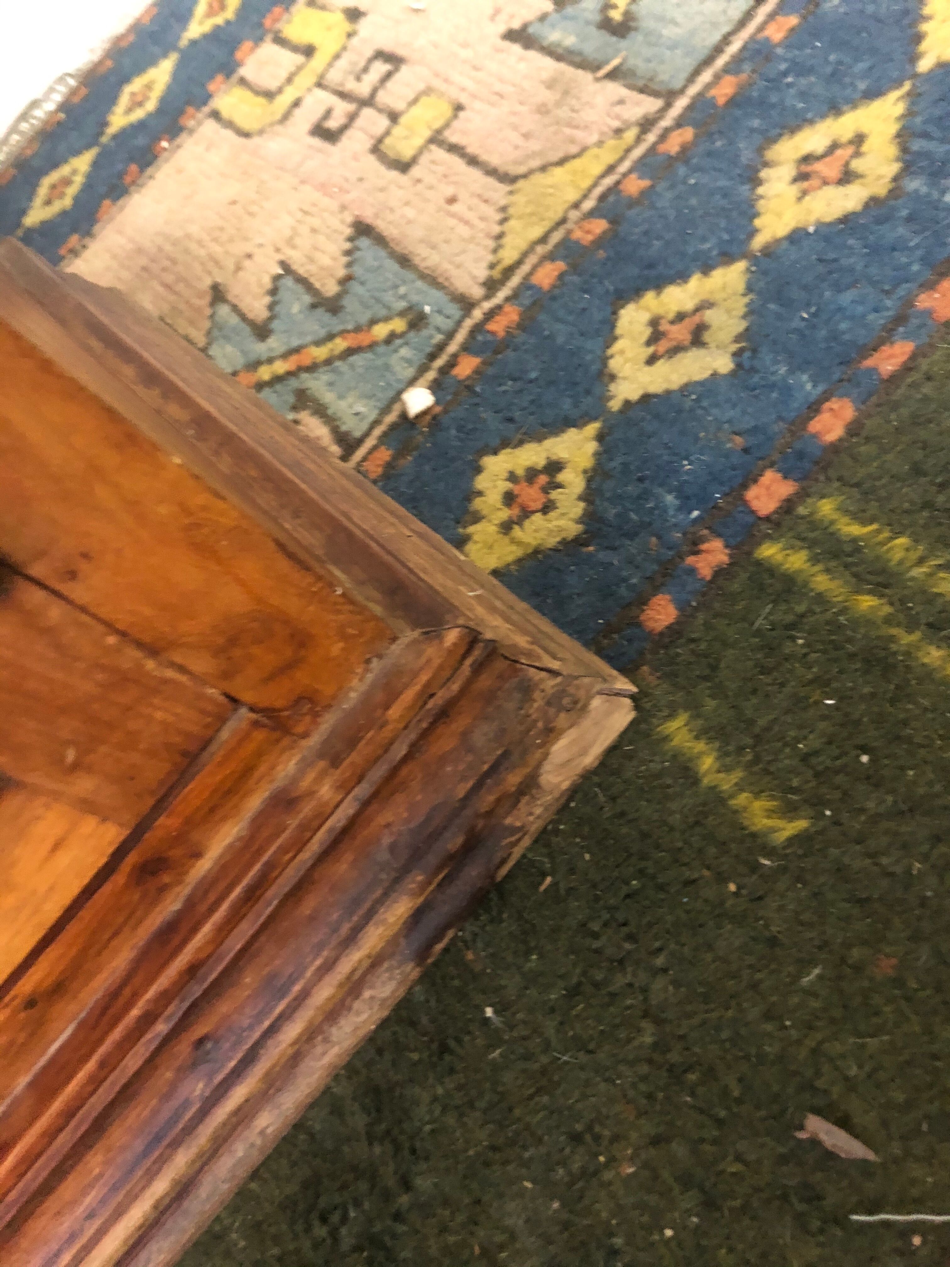 Back-bar furniture or bar bottom