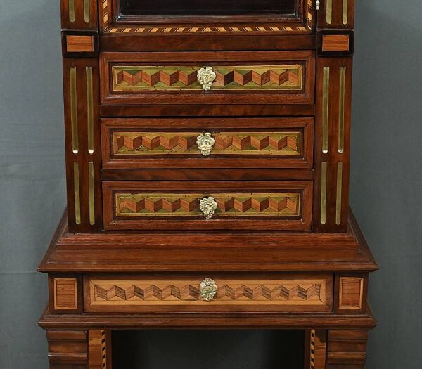 Rare petit meuble vitrine en marqueterie, style louis xvi – milieu xixe