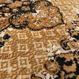 Oriental style rug 230cm x 170cm
