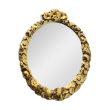 Hollywood Regency style oval Victorian mirror. In antique gold wood. 31 x 21cm