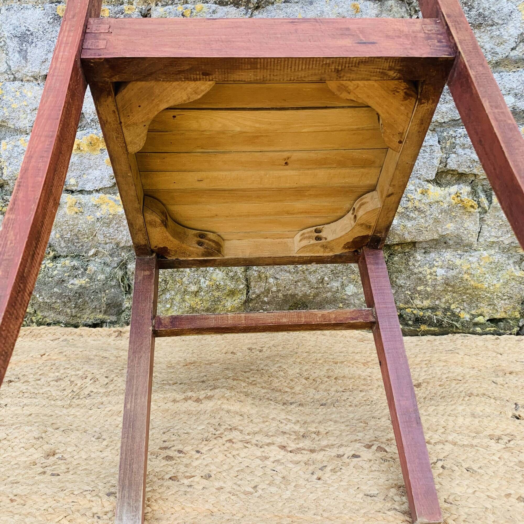 Chair René Gabriel