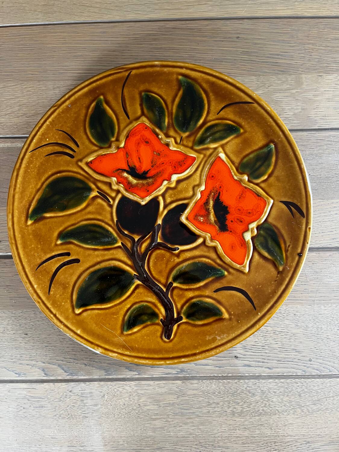 Vintage Vallauris dish from the 70s – Ø 29.5 cm – orange floral decoration