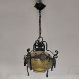 Glass and metal suspension