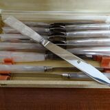12 knives style Art Deco stainless steel in case