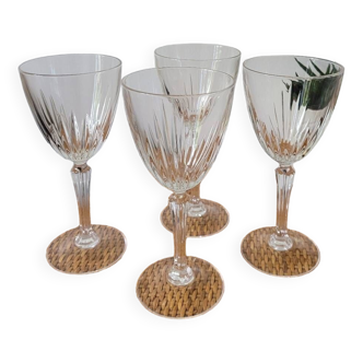Set of 4 crystal stemmed glasses from Cristal d'Arques