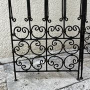 Antique screen