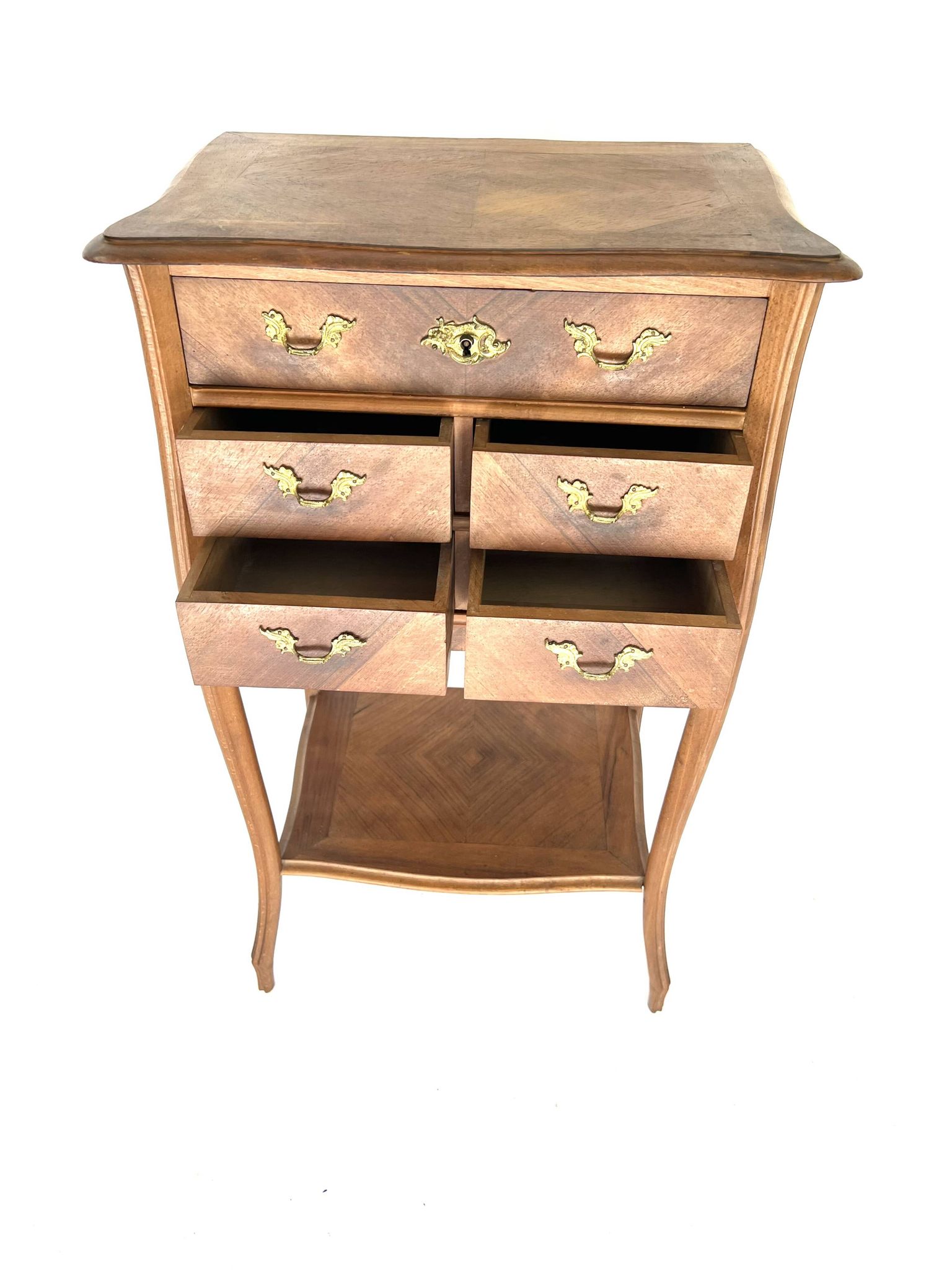 Table d’appoint marquetée de style Louis XV – vers 1900
