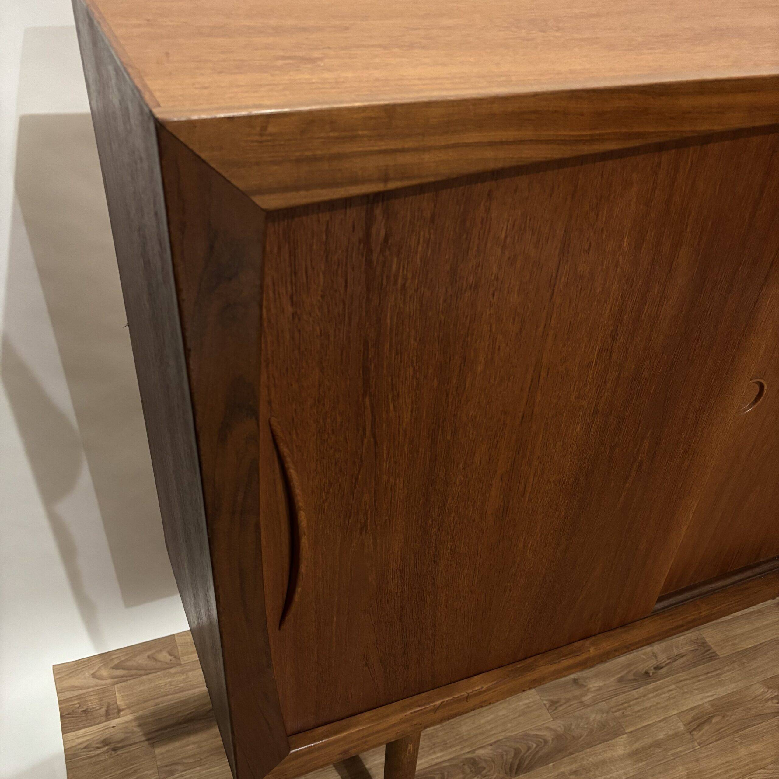 Enfilade danoise haute de Peter Hansen, années 60