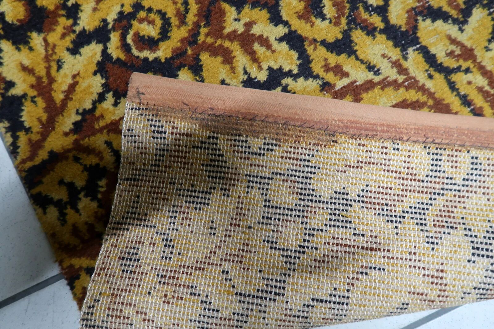 1960s German acrylic rug with gold and brown 2.2' x 4.1 - 1C1287