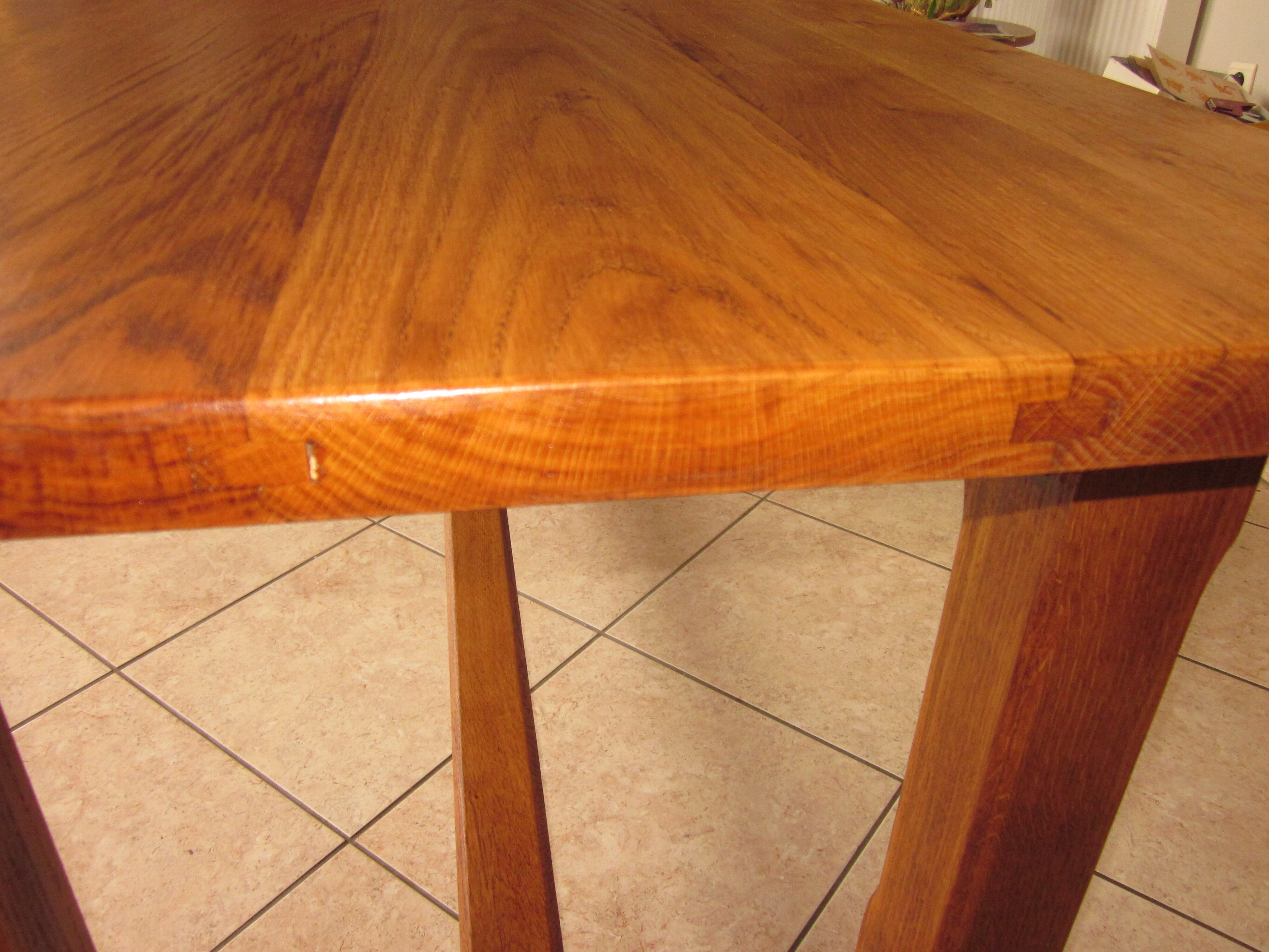 Farmhouse table in solid oak