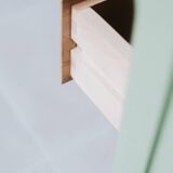 Small green Parisian chest of drawers with 3 drawers in semi-solid oak