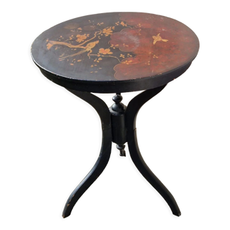 Japanese lacquered pedestal table late 19th century