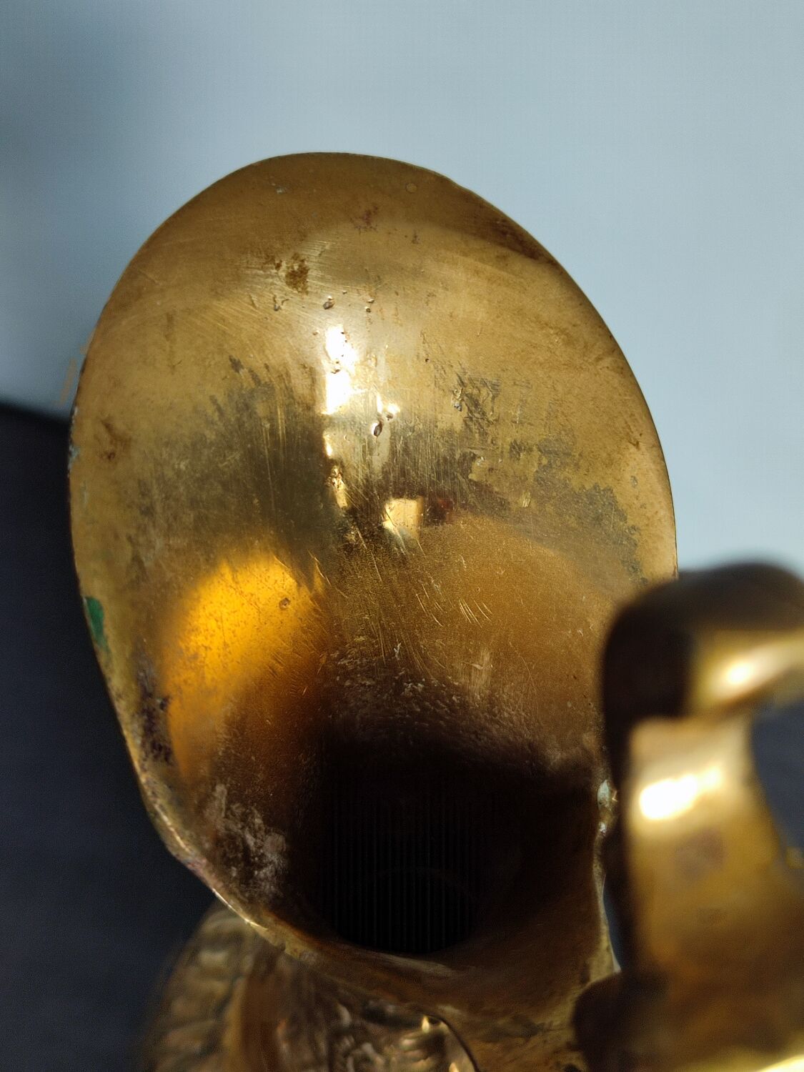 Ewer in gilded bronze