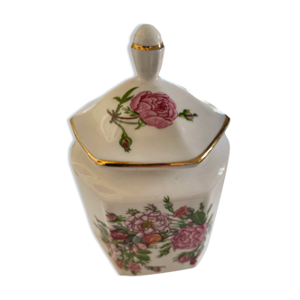 English porcelain pot