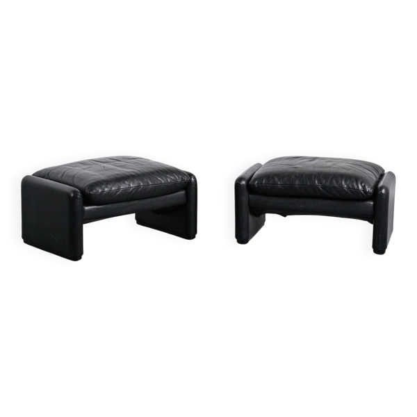 Paire d'ottomans Maralunga, Vico Magistretti pour Cassina, Italie, 1973