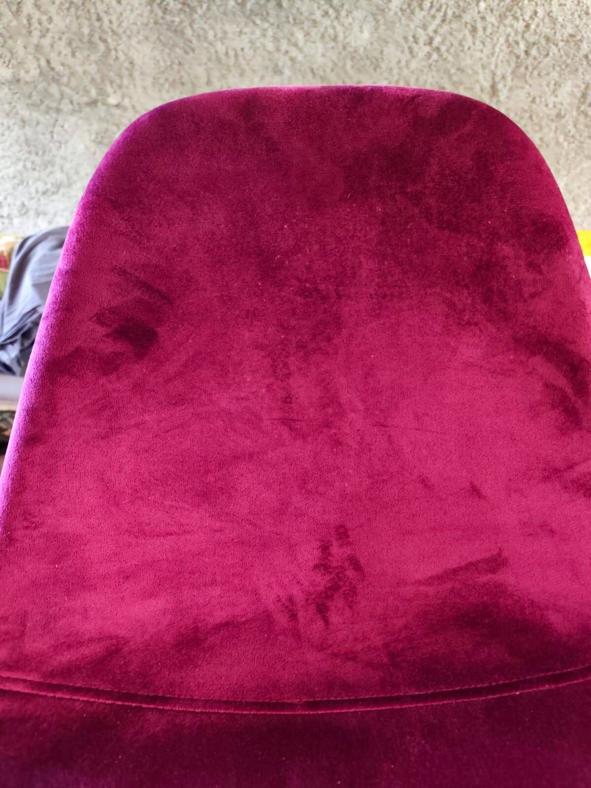 Set of 4 Contemporary Design Chairs in Burgundy/Dark Red Velvet