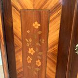 Notch has two curved doors mahogany and rosewood xviii century