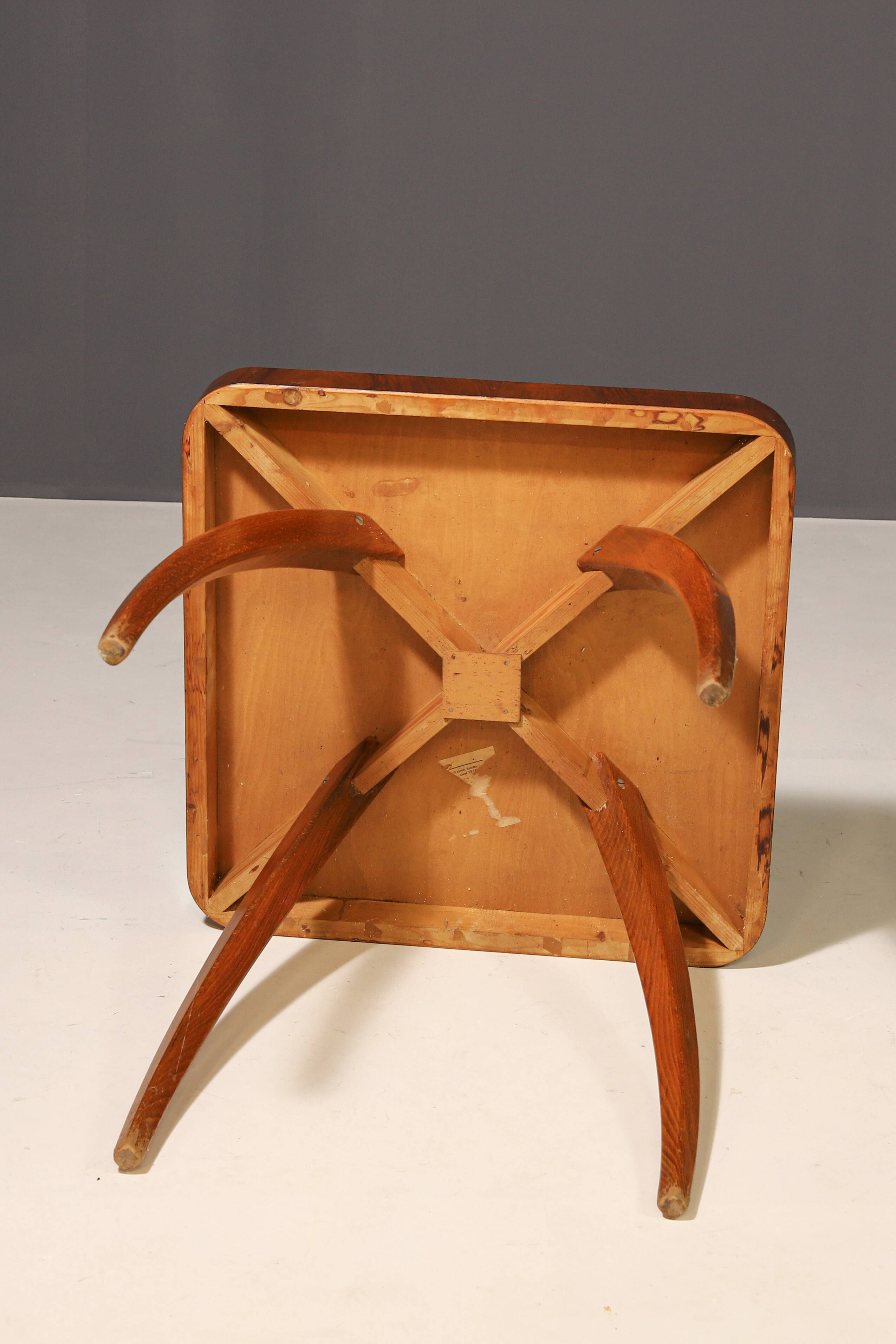 „Spider“ Coffee Table H-259 | Jindřich Halabala, UP Závody, 1960s