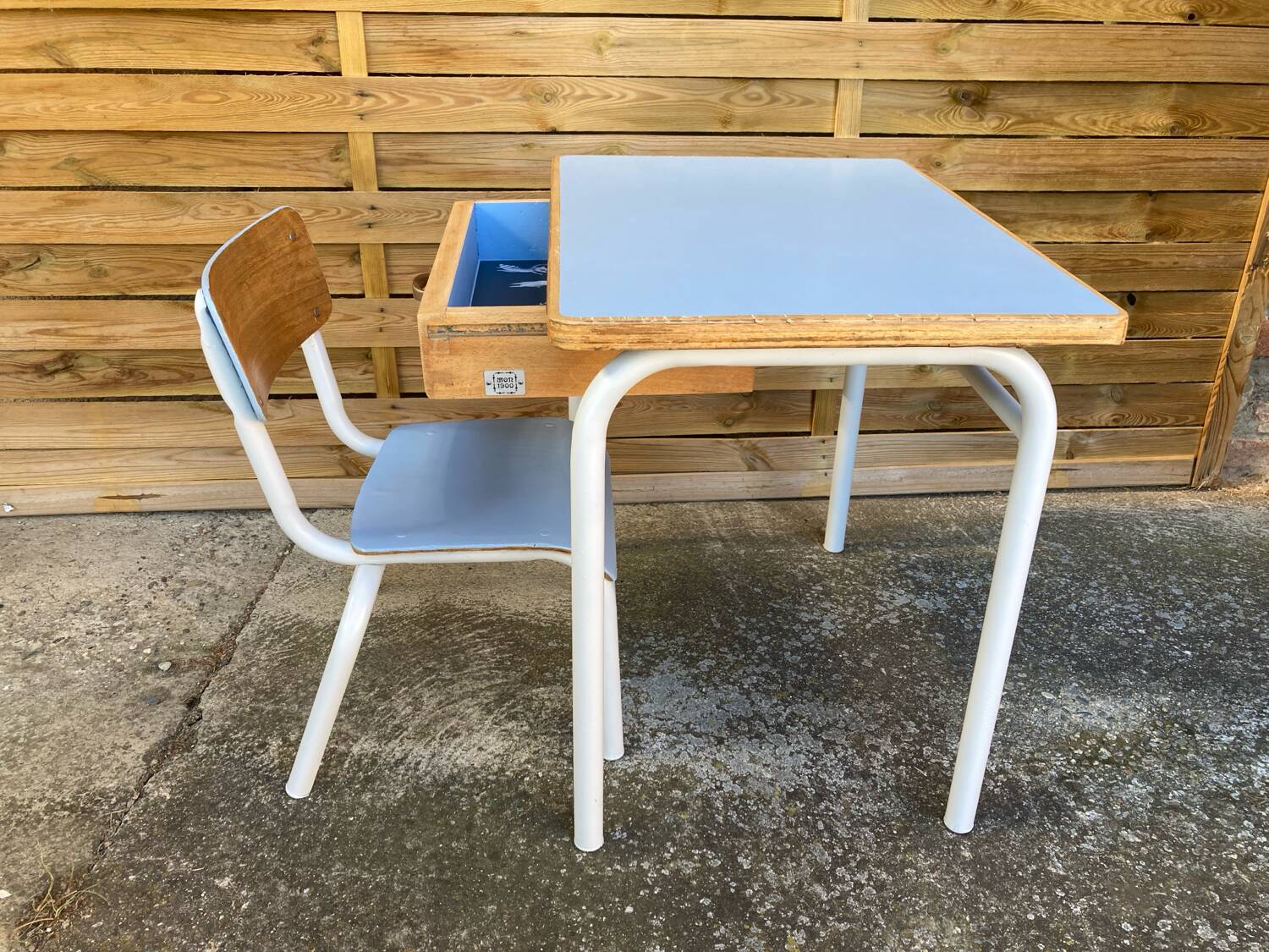 Kindergarten desk and chair