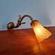 Art Deco wall light in gilt bronze and satin glass, 1920s