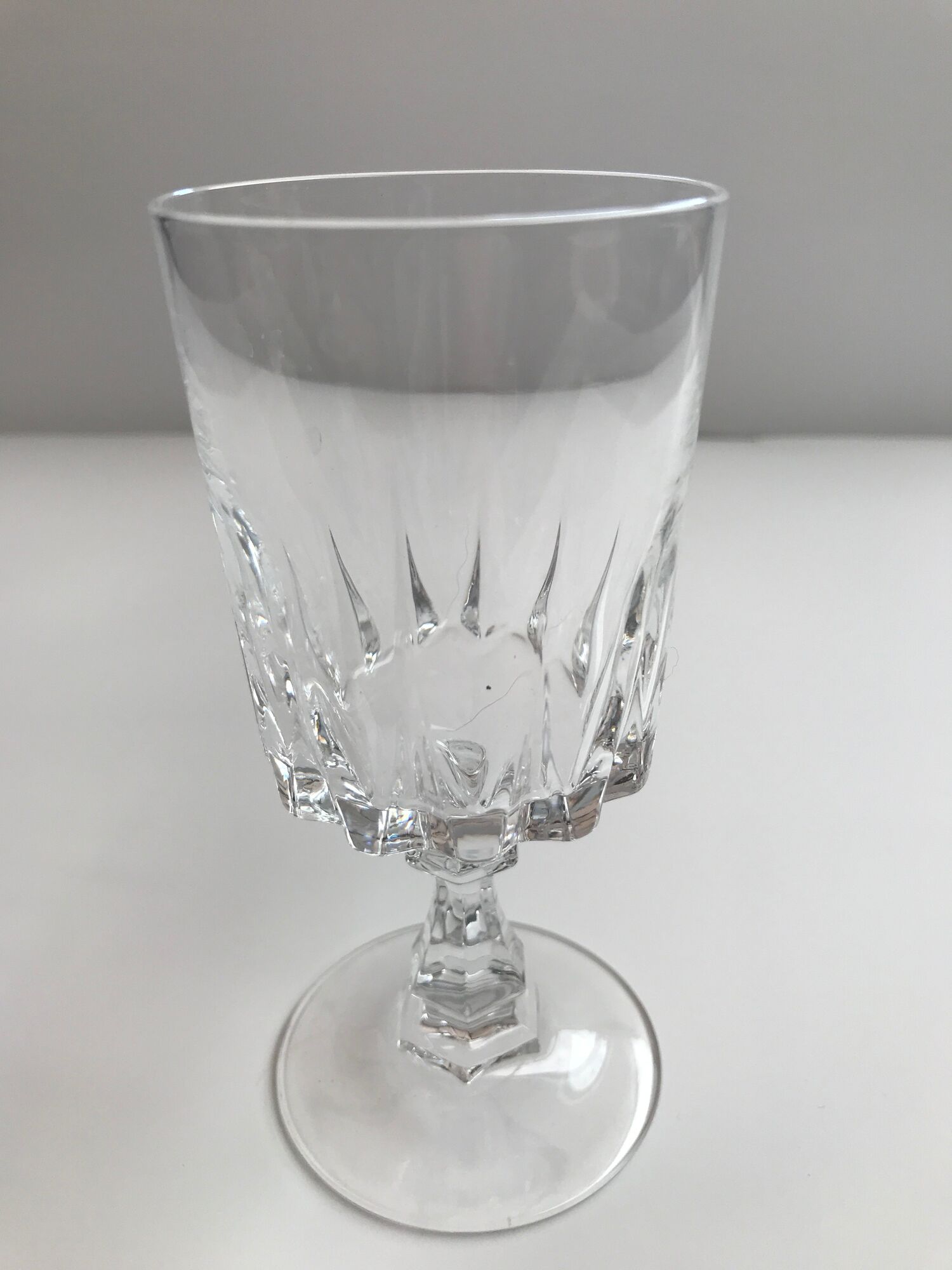 Lot of 12 glasses a white wine crystal from Arques model Louvre