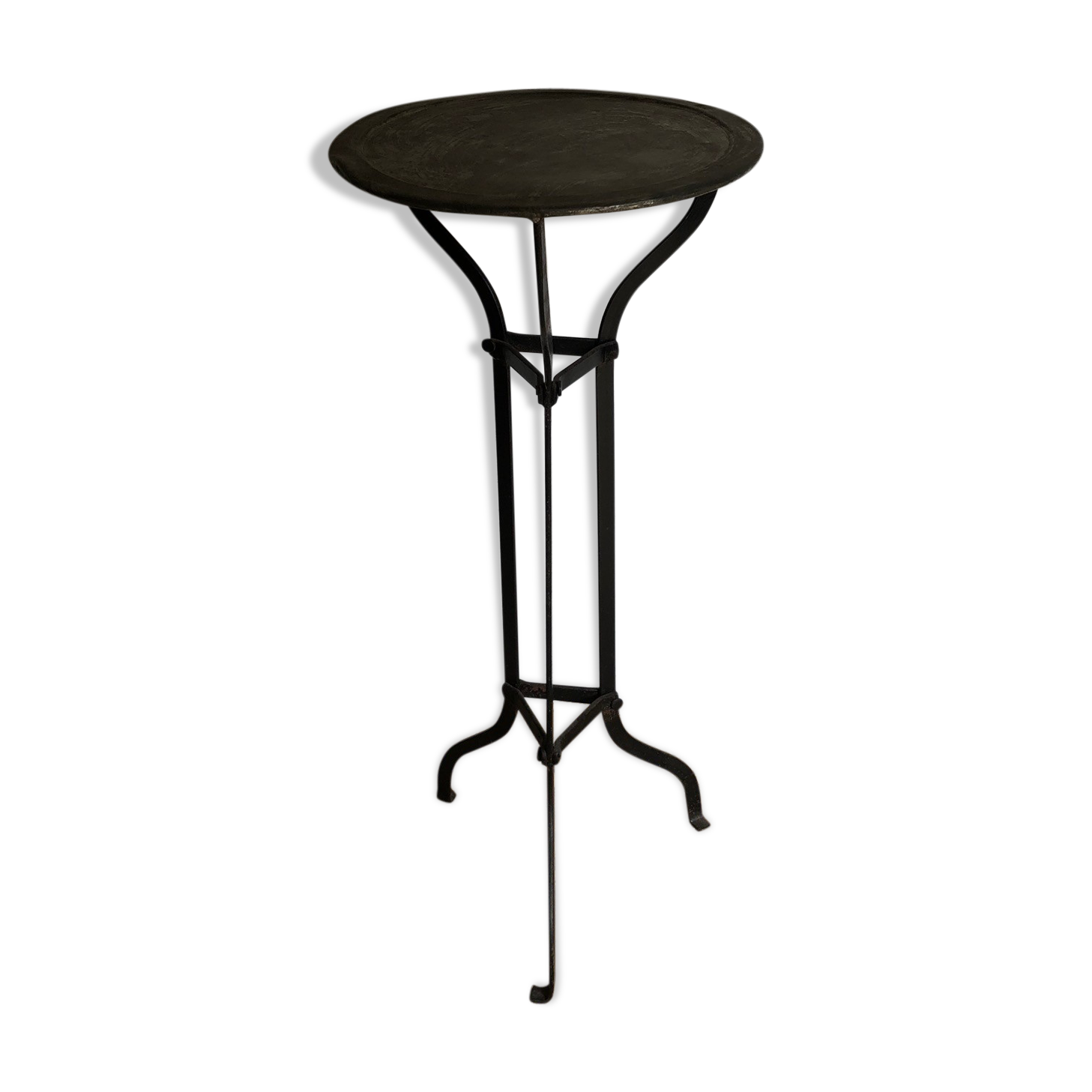 Ancient wrought iron healing