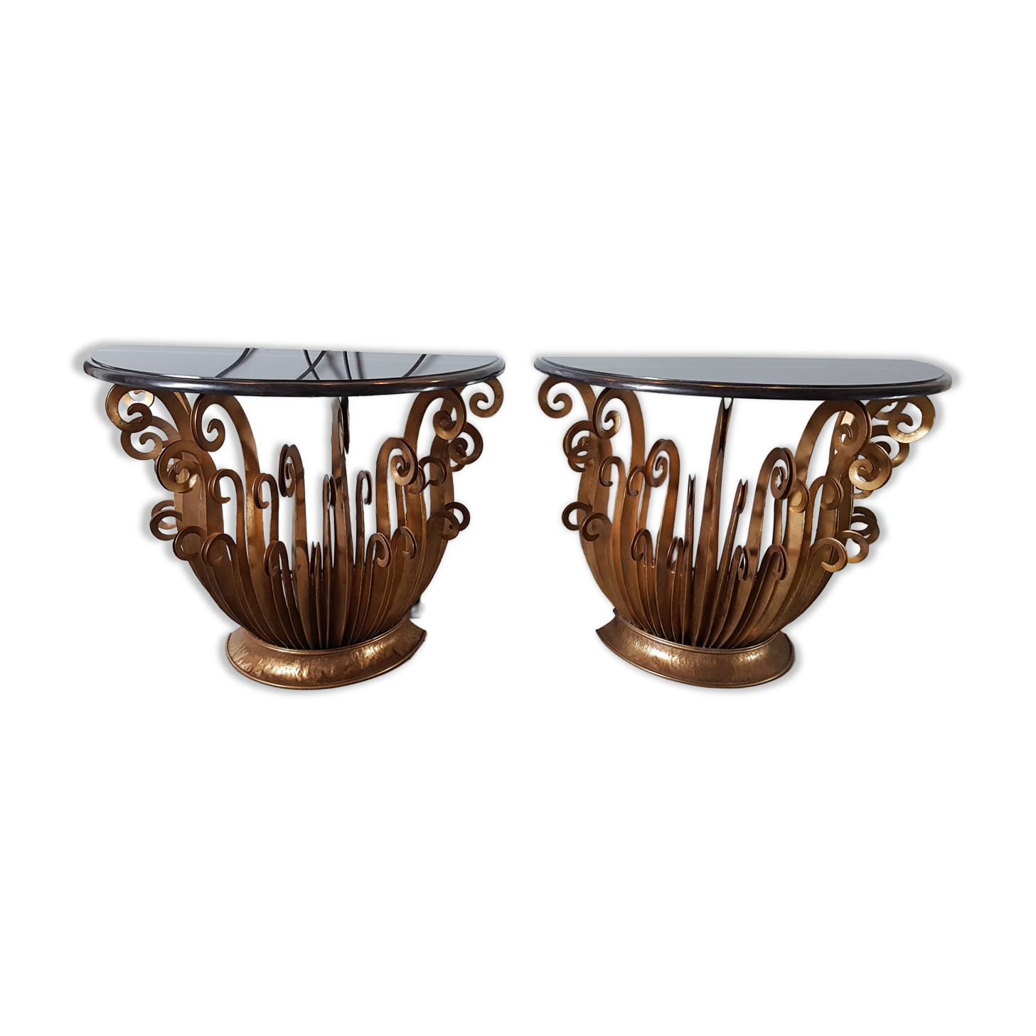 Paire de console aux fougeres