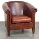 Comfortable, Spacious Sheepskin Leather Club Chair with a Loose Seat Cushion