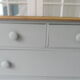 Commode vintage vert de gris,5 tiroirs , plateau bois.